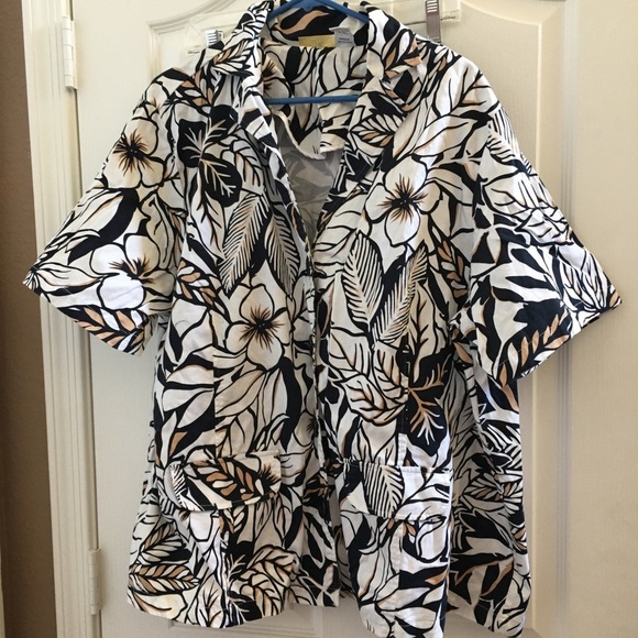 Ladies’ Java short sleeved jacket (2x) - Picture 1 of 5